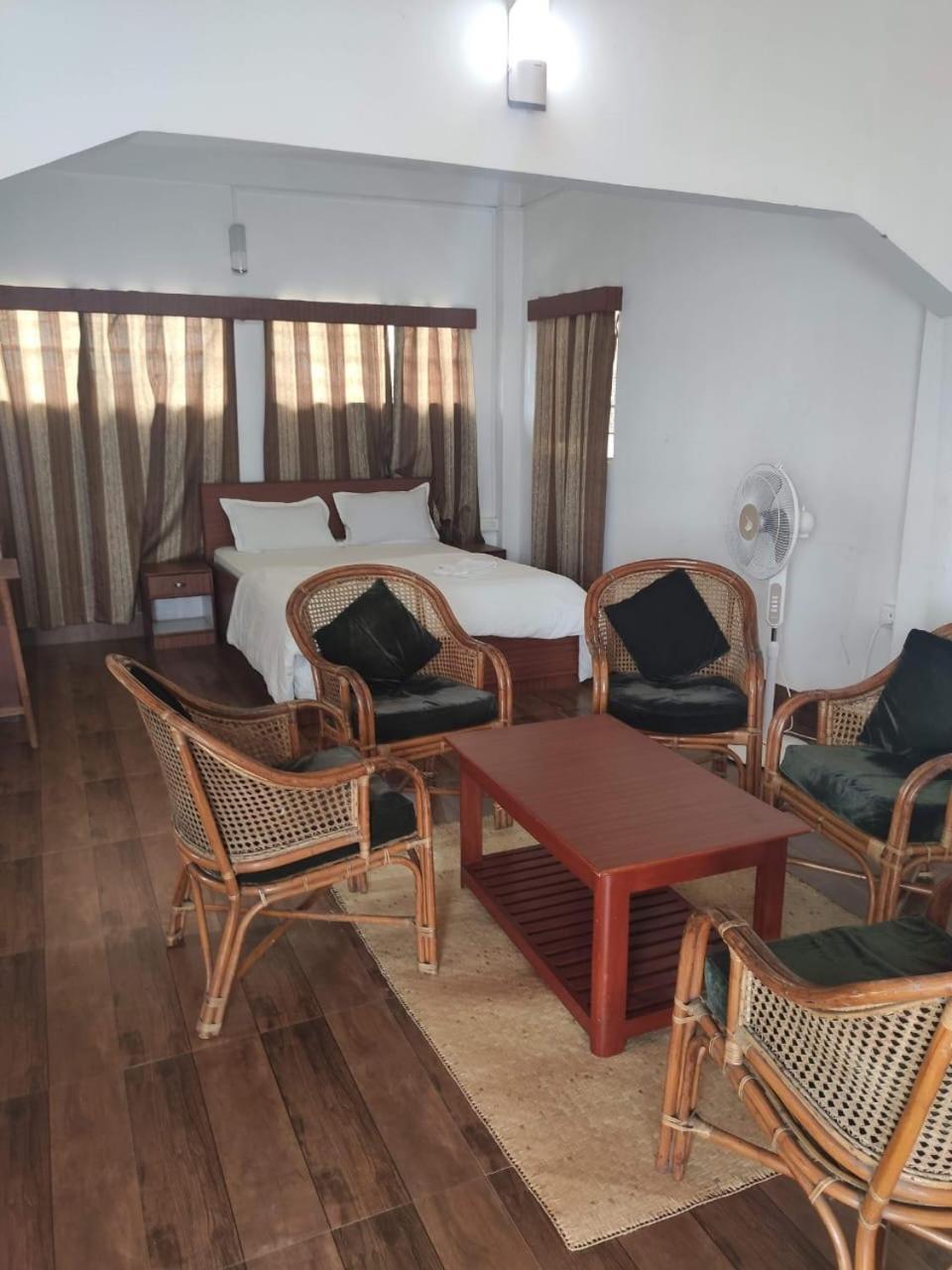 Peit Them Resort Mawlynnong ภายนอก รูปภาพ